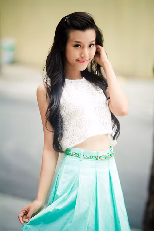 Dù giành được nhiều giải thưởng lớn nhưng Hoàng Oanh vẫn tập trung thời gian cho việc học tập.