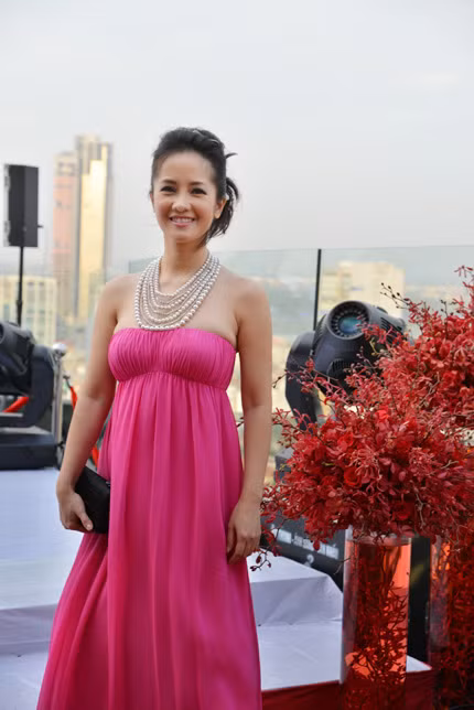 Diva Hồng Nhung.