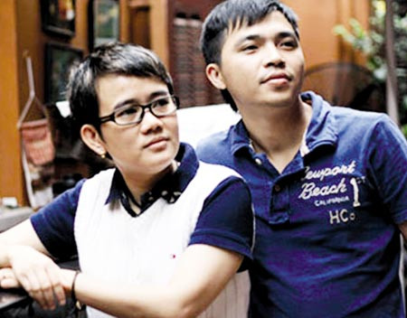 Lê Minh - Phương Uyên thời còn gắn bó chung trong 1 công ty. Lê Minh - Phương Uyên thời còn gắn bó chung trong 1 công ty.