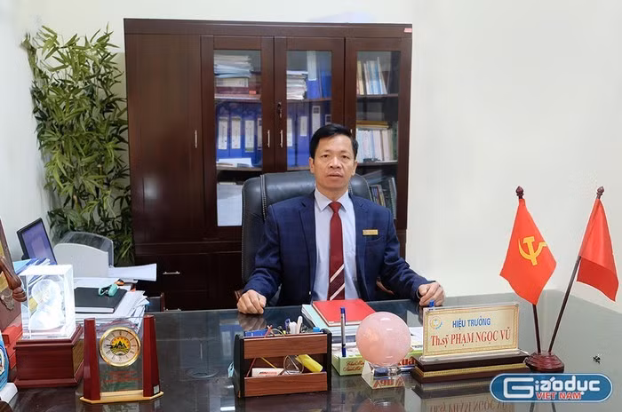 Thạc sĩ Phạm Ngọc Vũ - Hiệu trưởng Trường Cao đẳng Cơ điện Xây dựng Việt Xô (Ninh Bình). Ảnh: NTCC