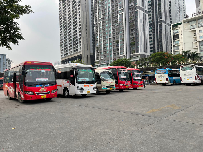 Công tác quản lý vận tải trong 6 tháng đầu năm 2023 cơ bản đáp ứng và phục vụ tốt nhu cầu đi lại của nhân dân; giá cước vận tải được công khai niêm yết. Ảnh: Trung Dũng Công tác quản lý vận tải trong 6 tháng đầu năm 2023 cơ bản đáp ứng và phục vụ tốt nhu cầu đi lại của nhân dân; giá cước vận tải được công khai niêm yết. Ảnh: Trung Dũng