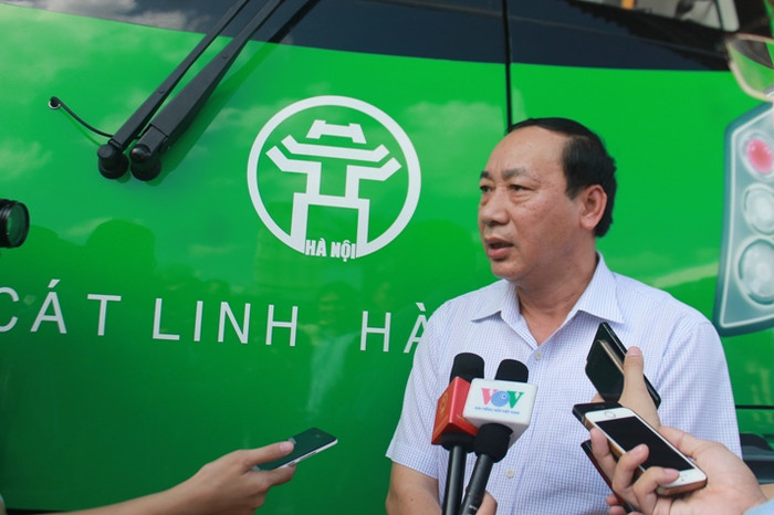 Thứ trưởng Nguyễn Hồng Trường trao đổi với phóng viên các cơ quan thông tấn báo chí Thứ trưởng Nguyễn Hồng Trường trao đổi với phóng viên các cơ quan thông tấn báo chí