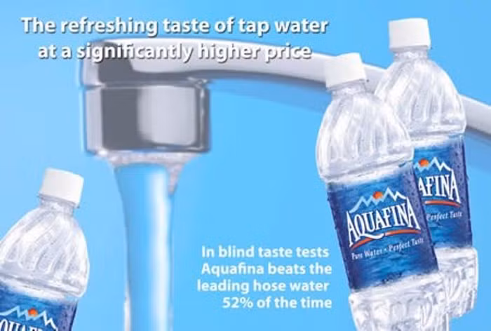 Người tiêu dùng Việt Nam lo lắng trước thông tin nước đóng chai Aquafina và Dasani lấy từ nguồn nước công cộng Ảnh minh họa. Nguồn Kalbhi