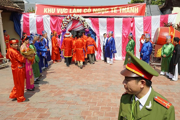 Lãnh đạo Bộ Văn hóa sẽ đi kiểm tra đột xuất tại các Lễ hội ảnh 2