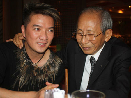 Buổi trò chuyện diễn ra rất thân tình và cởi mở. Buổi trò chuyện diễn ra rất thân tình và cởi mở.