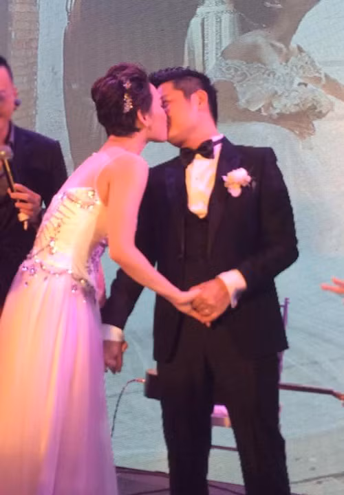 Một số thông tin cho rằng Trà My đã có "tin vui" trước đám cưới.