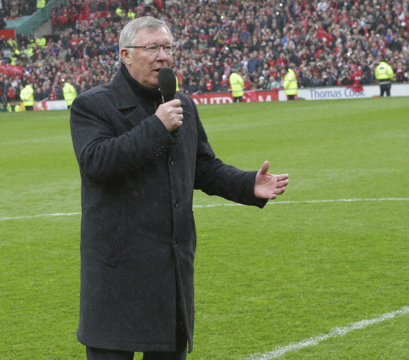 Trận đấu kết thúc, Sir Alex có những phát biểu cuối cùng của mình với các học trò cũng như người hâm mộ. Trận đấu kết thúc, Sir Alex có những phát biểu cuối cùng của mình với các học trò cũng như người hâm mộ.