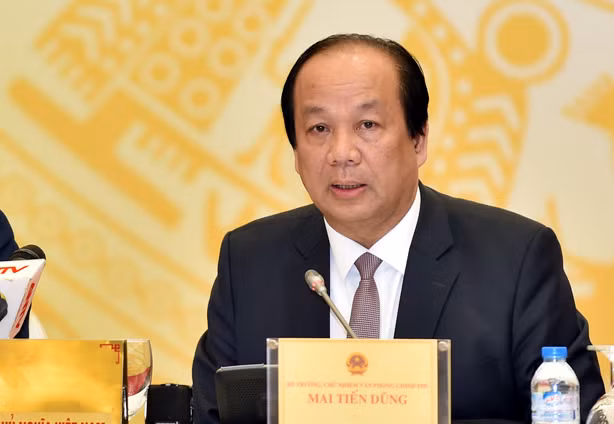 Bộ trưởng, Chủ nhiệm VPCP, Người phát ngôn của Chính phủ Mai Tiến Dũng trả lời câu hỏi của báo chí tại buổi họp báo ( Ảnh: VGP/Nhật Bắc).
