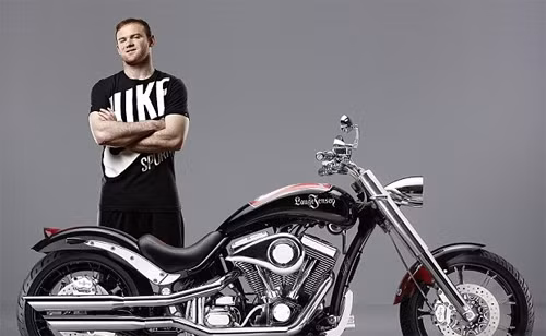 Chiếc chopper này sẽ được tiền đạo tuyển Anh đem bán đấu giá để làm từ thiện.