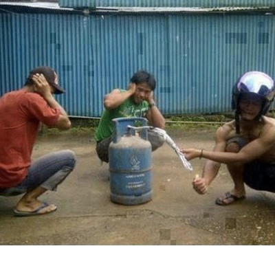 Chơi một lần rồi...thôi. Chơi một lần rồi...thôi.