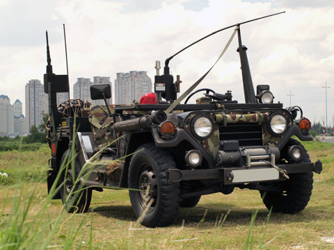phong trào sưu tầm và chơi xe Jeep trong nước khá phổ biến, những người chơi xe tìm cho mình những chiếc xe còn nguyên bản, tìm kiếm phụ tùng "zin" thay thế nhằm thỏa mãn được nhu cầu có một chiếc xe nguyên bản hoặc phục chế gần với hình ảnh ban đầu của nó. phong trào sưu tầm và chơi xe Jeep trong nước khá phổ biến, những người chơi xe tìm cho mình những chiếc xe còn nguyên bản, tìm kiếm phụ tùng "zin" thay thế nhằm thỏa mãn được nhu cầu có một chiếc xe nguyên bản hoặc phục chế gần với hình ảnh ban đầu của nó.