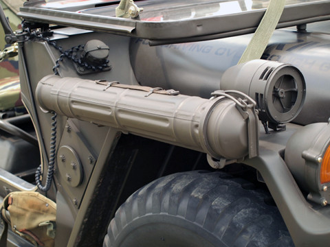 "Đồ chơi" thường thấy trên Jeep M151 A2. "Đồ chơi" thường thấy trên Jeep M151 A2.