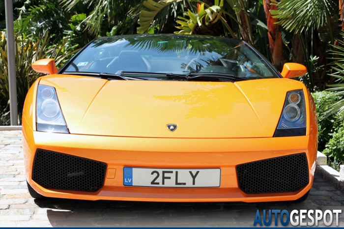 3. Lamborghini Gallardo Spyder Thông số cơ bản: Tốc độ tối đa 315 km/h Tăng tốc từ 0-100 km/h 4.00 s Trọng lượng1570 kg 3. Lamborghini Gallardo Spyder Thông số cơ bản: Tốc độ tối đa 315 km/h Tăng tốc từ 0-100 km/h 4.00 s Trọng lượng1570 kg