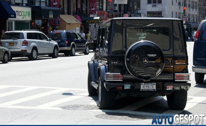 5.Mercedes-Benz G 55 AMG Tốc độ tối đa 210 km/h Tăng tốc từ 0-100 km/h 5.50 s Trọng lượng 2450 kg 5.Mercedes-Benz G 55 AMG Tốc độ tối đa 210 km/h Tăng tốc từ 0-100 km/h 5.50 s Trọng lượng 2450 kg