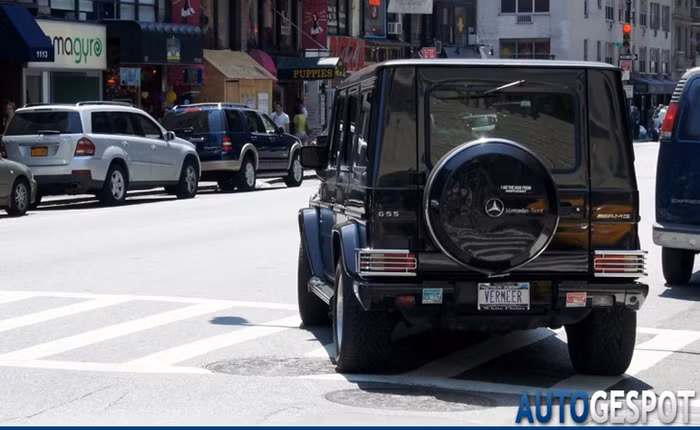 5.Mercedes-Benz G 55 AMG Tốc độ tối đa 210 km/h Tăng tốc từ 0-100 km/h 5.50 s Trọng lượng 2450 kg 5.Mercedes-Benz G 55 AMG Tốc độ tối đa 210 km/h Tăng tốc từ 0-100 km/h 5.50 s Trọng lượng 2450 kg