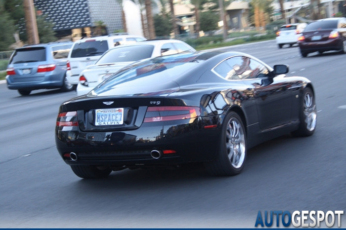 11.Aston Martin DB9 Thông số cơ bản: Tốc độ tối đa 306 km/h Tăng tốc từ 0-100 km/h 4.80 s Trọng lượng1710 kg 11.Aston Martin DB9 Thông số cơ bản: Tốc độ tối đa 306 km/h Tăng tốc từ 0-100 km/h 4.80 s Trọng lượng1710 kg