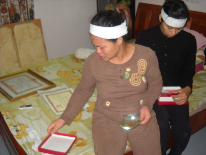 Đối với hai chị em, những kỷ vật anh để lại đều rất quý giá