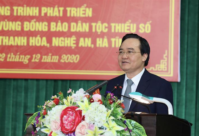 Bộ trưởng Phùng Xuân Nhạ phát biểu tham luận tại Hội thảo (ảnh: Bộ Giáo dục và Đào tạo) Bộ trưởng Phùng Xuân Nhạ phát biểu tham luận tại Hội thảo (ảnh: Bộ Giáo dục và Đào tạo)