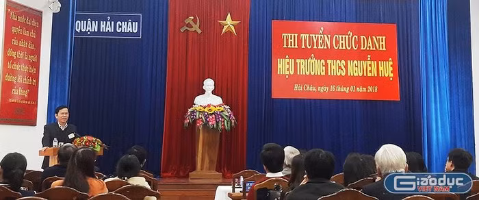 Theo nhiều chuyên gia, giáo viên, bổ nhiệm hiệu trưởng phải thực hiện qua hình thức thi tuyển, có như vậy sẽ tạo một bước tiến mới trong việc nâng cao chất lượng đội ngũ cán bộ quản lý. (Ảnh minh họa: Tấn Tài/giaoduc.net.vn)