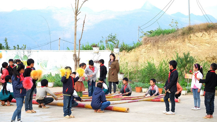 Theo chương trình giáo dục phổ thông mới, thời lượng dành cho Hoạt động trải nghiệm và Hoạt động trải nghiệm, hướng nghiệp là 3 tiết/tuần. (Ảnh minh họa: Duy Cường/ giaoduc.net.vn) Theo chương trình giáo dục phổ thông mới, thời lượng dành cho Hoạt động trải nghiệm và Hoạt động trải nghiệm, hướng nghiệp là 3 tiết/tuần. (Ảnh minh họa: Duy Cường/ giaoduc.net.vn)