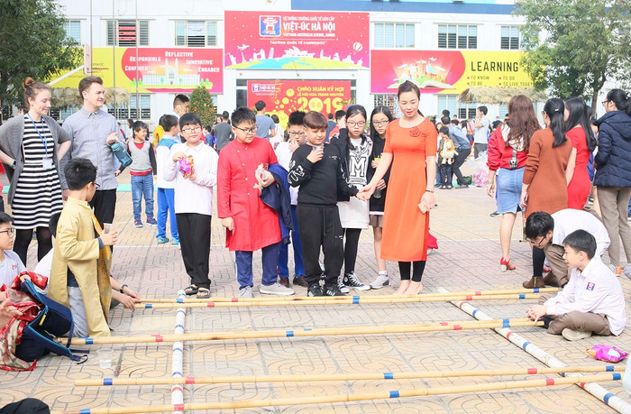 Một số hoạt động vui chơi của học sinh trong Hội xuân 2019