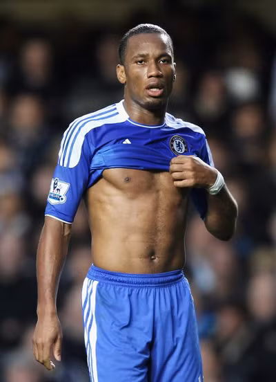 Drogba muốn thay Villas-Boas dẫn dắt Chelsea.