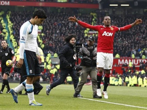Suarez sai, Evra cũng sai. Suarez sai, Evra cũng sai.