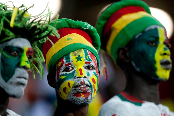 Màu sắc rực rỡ mà các CĐV đem lại... Màu sắc rực rỡ mà các CĐV đem lại...