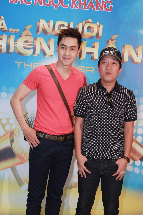 Ca sĩ Tùng Lâm và danh hài Trường Giang.