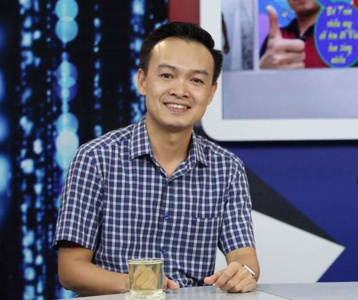 Thầy giáo Trần Mạnh Tùng (trường Trung học phổ thông Lương Thế Vinh - Hà Nội) (ảnh: NVCC) Thầy giáo Trần Mạnh Tùng (trường Trung học phổ thông Lương Thế Vinh - Hà Nội) (ảnh: NVCC)