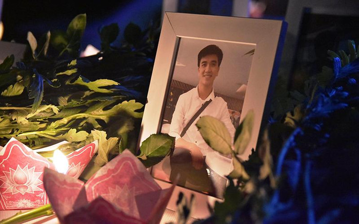 Sinh viên Nguyễn Văn Nhã quên mình cứu 3 người bị đuối nước tại khu vực bãi tắm biển ở xã Phú Thuận, huyện Phú Vang (tỉnh Thừa Thiên-Huế) (ảnh: Báo Nhân dân) Sinh viên Nguyễn Văn Nhã quên mình cứu 3 người bị đuối nước tại khu vực bãi tắm biển ở xã Phú Thuận, huyện Phú Vang (tỉnh Thừa Thiên-Huế) (ảnh: Báo Nhân dân)