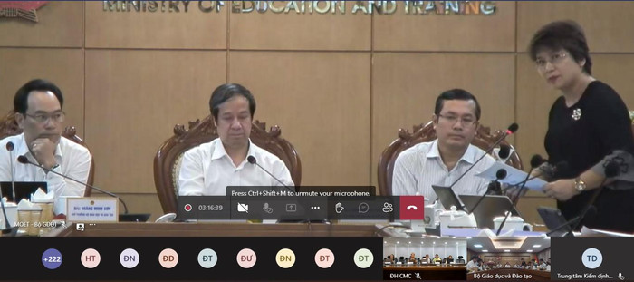 Phó Giáo sư Nguyễn Thu Thủy, Vụ trưởng Vụ Giáo dục Đại học phát biểu tại hội nghị Phó Giáo sư Nguyễn Thu Thủy, Vụ trưởng Vụ Giáo dục Đại học phát biểu tại hội nghị