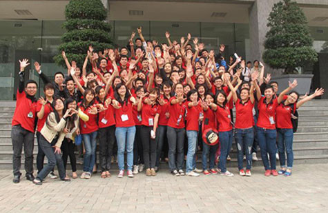 Các sinh viên trường Ngoại thương (Ảnh : Internet)