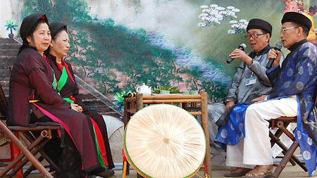 Những liền anh, liền chị đã có tuổi trong câu hát đối đáp, giao duyên.