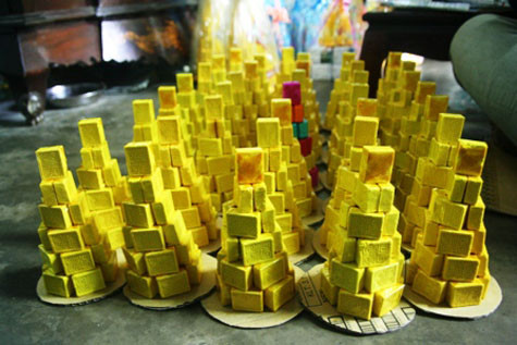 Món bánh in, đặc sản của xứ Huế này, có tuổi đời trên mấy trăm năm, xưa kia là bánh dâng vua uống trà dịp Tết.