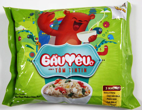 Một sản phẩm mì Gấu yêu đang được bán trên thị trường.