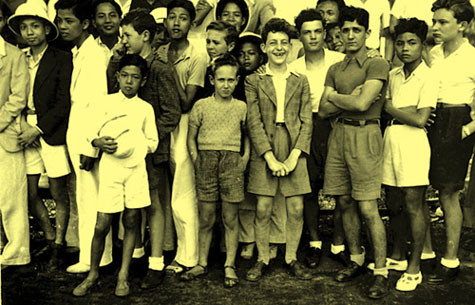 Những cậu bé Hà Nội và người nước ngoài ở trường Albert Sarraut