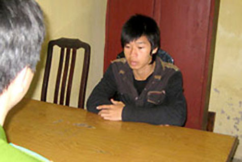 Đối tượng Nông Văn Bình, thủ phạm đã cướp tiệm vàng Kim Ngọc (114 Đội Cấn- Ba Đình, Hà Nội) vào ngày 11/11/2008. Đối tượng Nông Văn Bình, thủ phạm đã cướp tiệm vàng Kim Ngọc (114 Đội Cấn- Ba Đình, Hà Nội) vào ngày 11/11/2008.