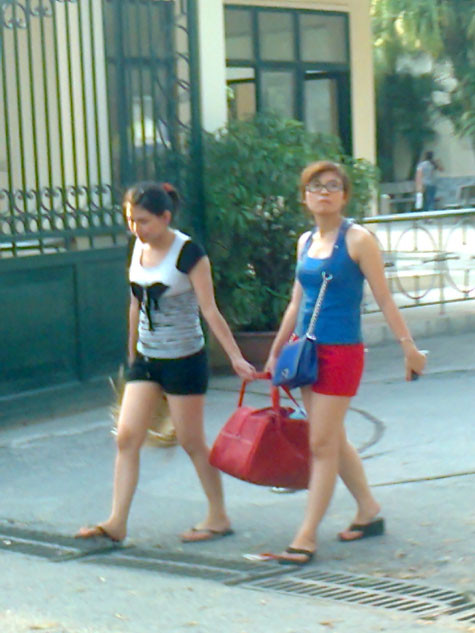 Hà Nội nóng hơn ở quê mình Hà Nội nóng hơn ở quê mình