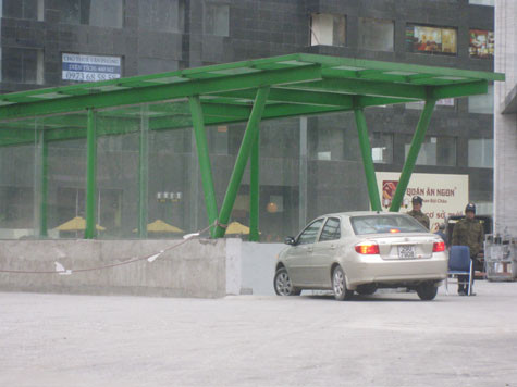 Đường xuống tầng hầm gửi xe tại cụm nhà ở hỗn hợp cao tầng tại lô đất N05. Đường xuống tầng hầm gửi xe tại cụm nhà ở hỗn hợp cao tầng tại lô đất N05.