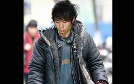 "Anh chàng ăn mày đẹp trai" Lê Văn Luyện "Anh chàng ăn mày đẹp trai" Lê Văn Luyện