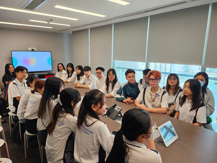 Sinh viên Khoa Tài chính – Ngân hàng, Trường Đại học Mở Thành phố Hồ Chí Minh trong giờ học (Ảnh: NTCC). z5706609585633_7662b1920a0f5f9be1b4f5f77fd54c55.jpg