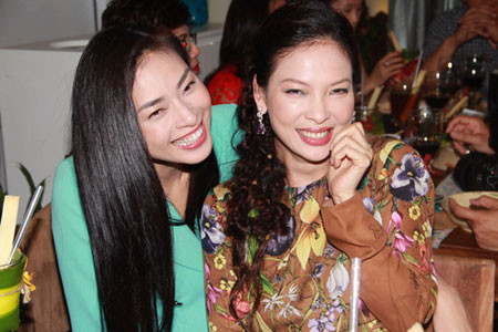 Minh Hằng khoe vòng 1 táo bạo sau nghi án lộ vết tích dao kéo ảnh 12