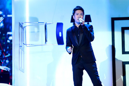 Thu Minh sexy, Khánh Thi nóng bỏng trên sân khấu "Bài hát yêu thích" ảnh 14