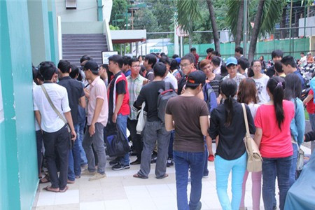 Khán giả tới theo dõi Vòng đối đầu The Voice mùa 2 Khán giả tới theo dõi Vòng đối đầu The Voice mùa 2