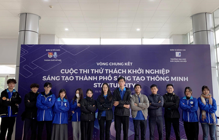 Đội thi Trường Đại học Mỏ - Địa chất tại vòng chung kết cuộc thi “Thử thách Khởi nghiệp sáng tạo Thành phố thông minh - Starup City” năm 2023. Ảnh: NTCC. Đội thi HUMG tại vòng chung kết cuộc thi “Thử thách Khởi nghiệp sáng tạo Thành phố thông minh – Starup City” năm 2023..jpg