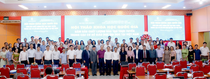 Các đại biểu tham dự Hội thảo. GDVN_kn.jpg