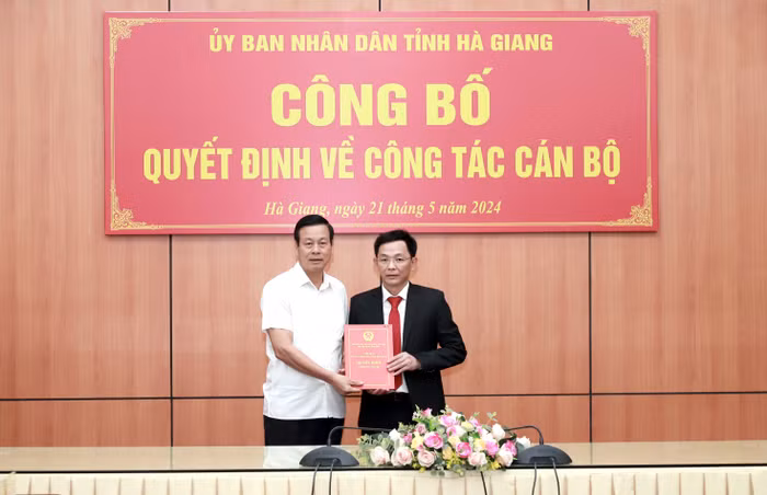 3 PBT CT Son trao QD (PA).JPG