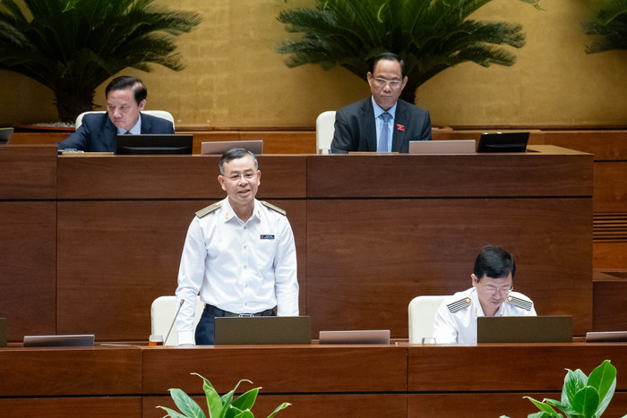 Tổng Kiểm toán nhà nước thừa nhận có tình trạng tham nhũng tiêu cực, nhưng rất ít, đây chỉ là những “con sâu làm rầu nồi canh”. Ảnh: quochoi.vn. Tuaans.jpg