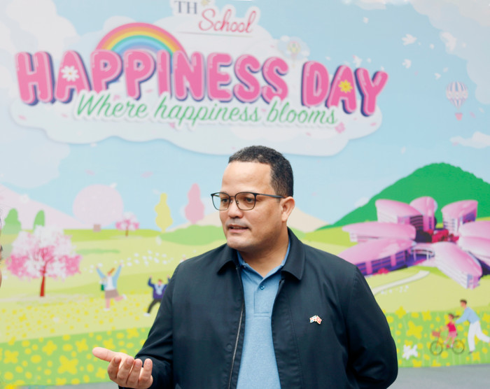 Ngài H.E. Jaime Francisco Rodríguez - Đại sứ nước Cộng hòa Dominica tại Việt Nam. GDVN_dai su.jpg